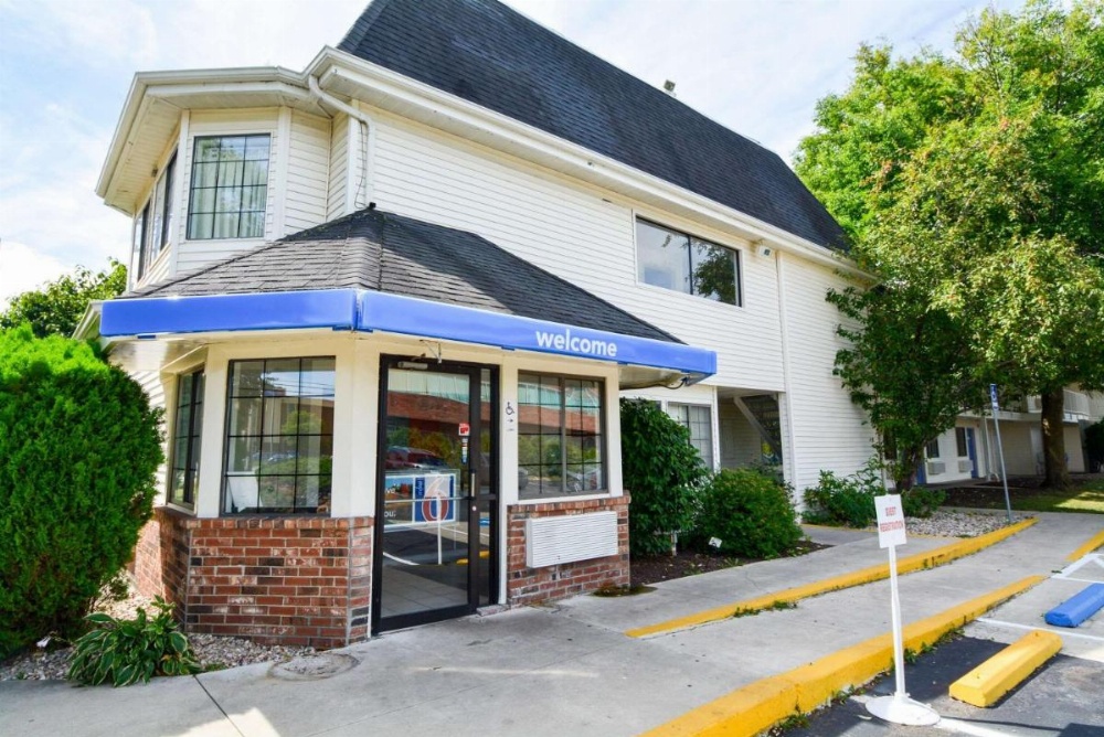 Motel 6-Wethersfield, CT - Hartford Image 42