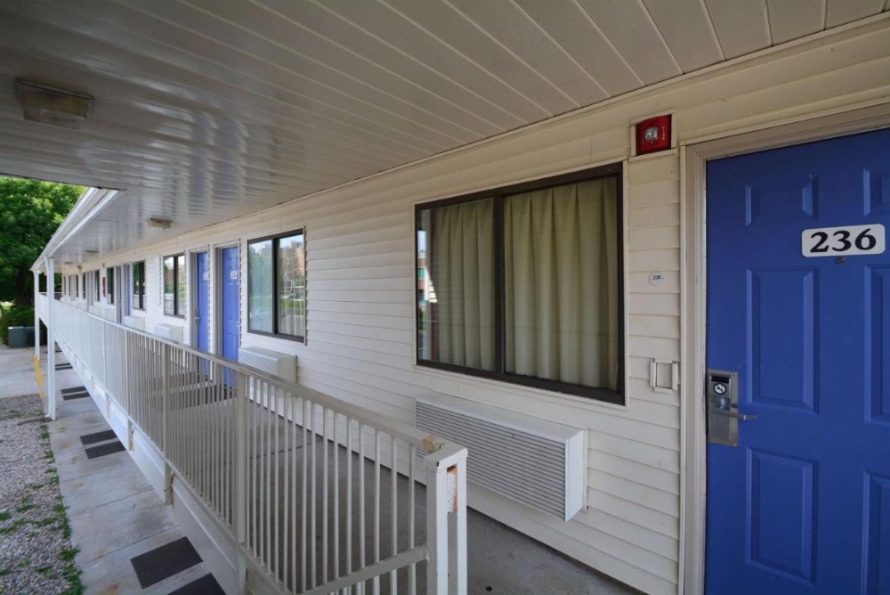 Motel 6-Wethersfield, CT - Hartford Image 8
